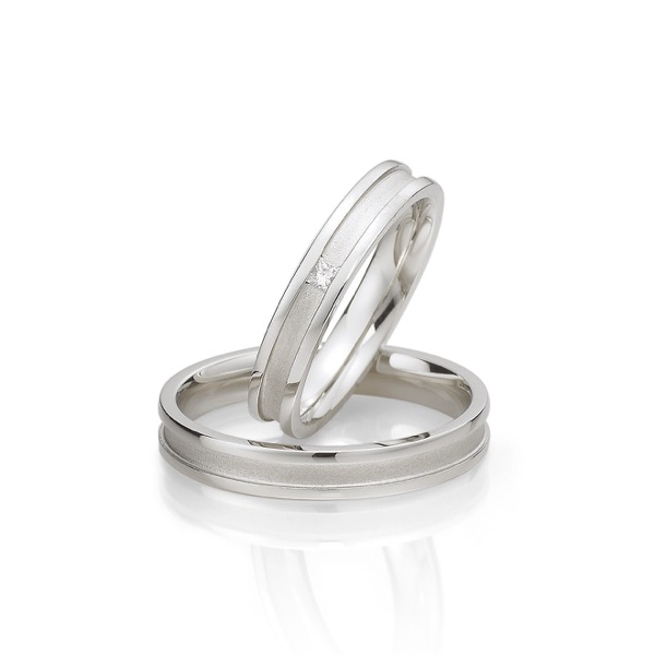 姫路の鍛造製法の結婚指輪フィッシャー5