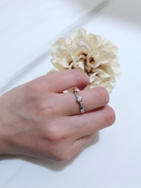 姫路市　neu spurの婚約指輪をご成約頂きました。
