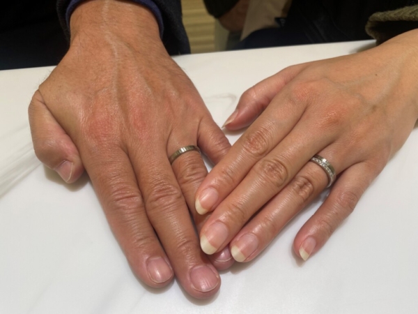 神戸市中央区　IDEALの婚約指輪とFISCHER の結婚指輪をご成約頂きました