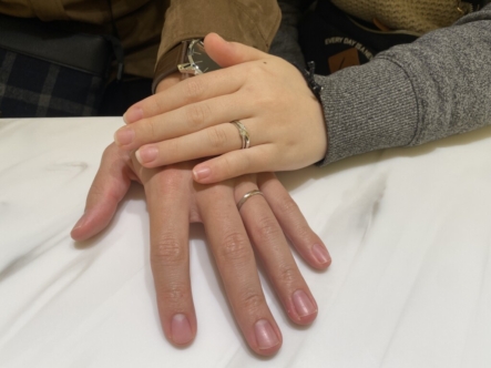 神戸市　gardenオリジナルの婚約指輪とStel Giurareの結婚指輪をご成約頂きました