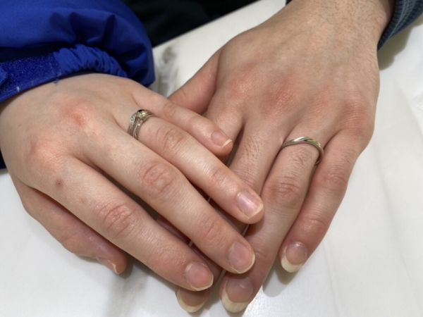 兵庫県相生市　gardenオリジナルの婚約指輪とRosettEの結婚指輪をご成約頂きました