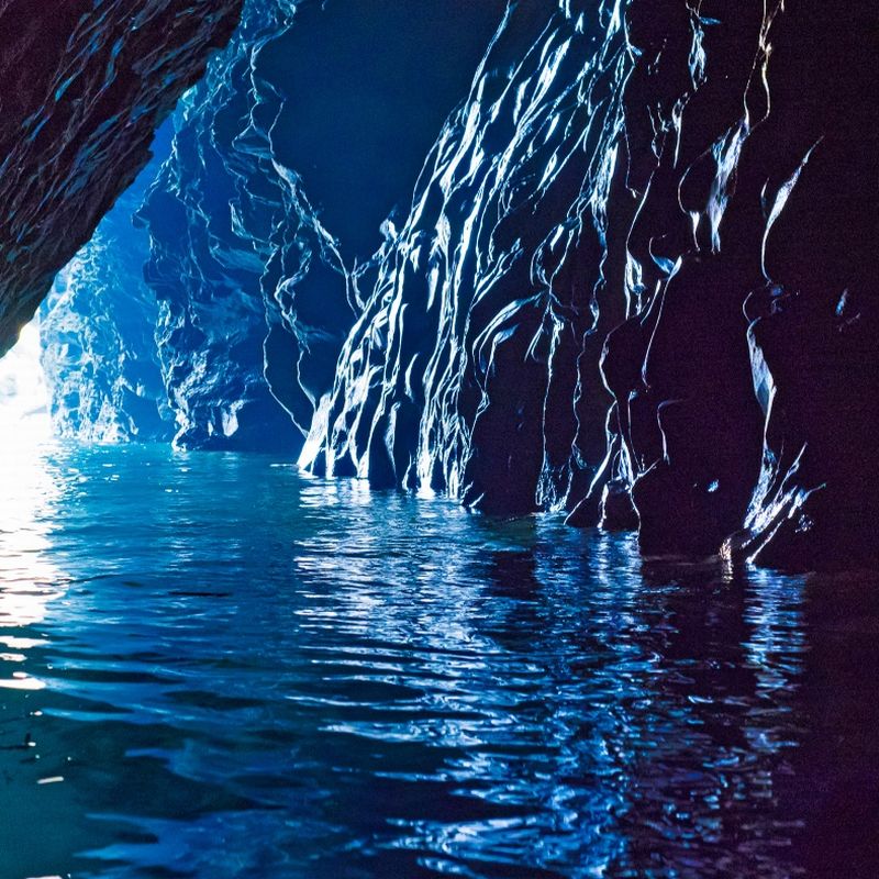 神戸のサプライズプロポーズ 青の洞窟～愛の洞窟～