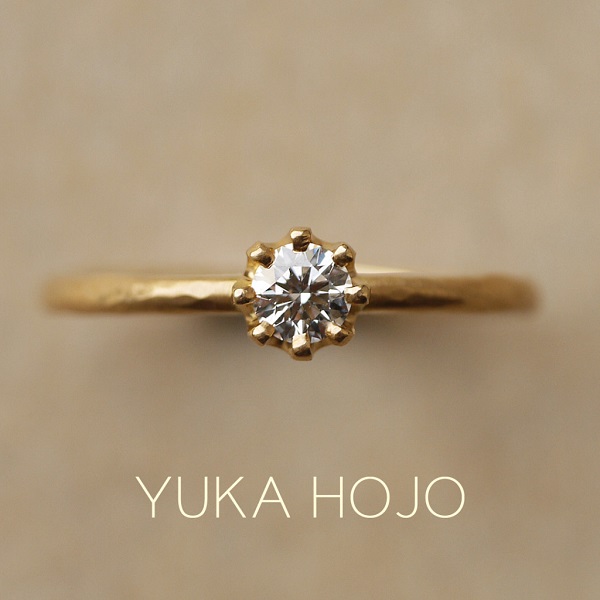 神戸三ノ宮で人気のおしゃれな婚約指輪カプリ