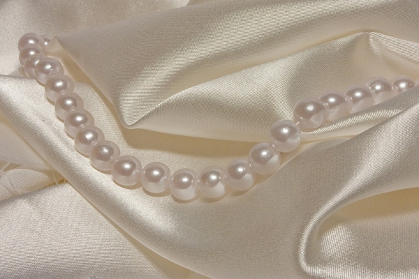 神戸三ノ宮　成人祝いで贈る真珠（パール）ネックレス