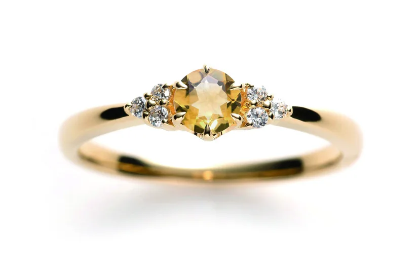 プレゼントにオススメのSoのカラーストーン シトリン